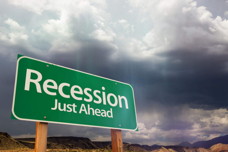 The Anatomy of a Contraction and the Road to Recession